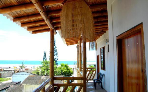 La Mariposa Hostal Olon Exterior photo